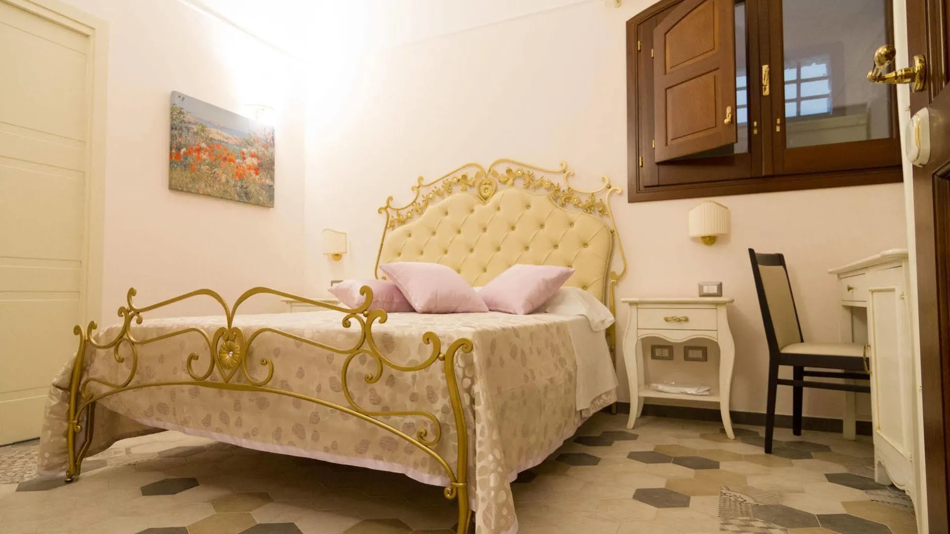 Bed and Breakfast Palazzo Tasca Noto Bed & Breakfast